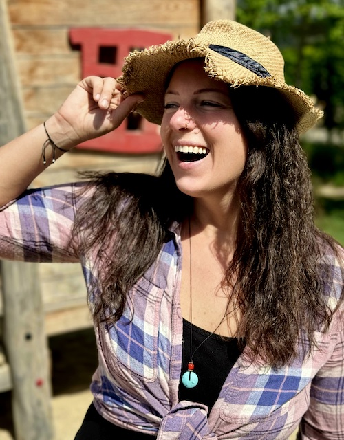 Online-Psychologie Mag. Angelika Spies: die Online-Psychologin - The Online Psychologist - Backpacker:innen Auswander:innen digitale Nomad:innen reisen-reiseangst-fliegen-flugangst-weltreise-ausland -einsam-einsamkeit-heimweh-verzweifelt-verzweiflung-auswandern-auswanderer-remote-digital-arbeiten-nomade-nomadin-weitwanderung-weitwandern-pilgerweg-pilgerschaft-pilgern-wandern-jakobsweg-probleme